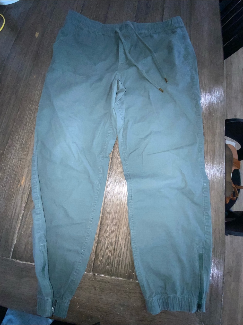 Eddie Bauer ankle plants size 10